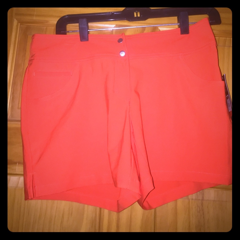 NWT GOLF SHORTS