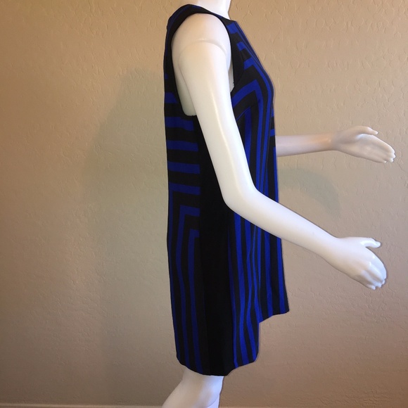 Mossimo Patterned Dress - Picture 2 of 3