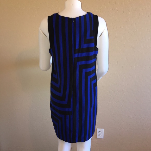 Mossimo Patterned Dress - Picture 3 of 3