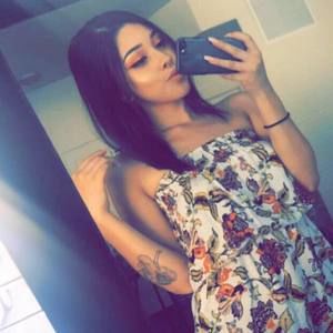 Meet your Posher, Yuli