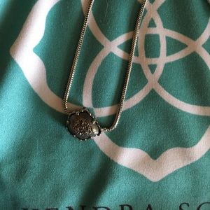 Kendra Scott Jewelry - Kendra Scott Necklace gray stone Kendra Scott Jewelry - Kendra Scott Necklace gray stone