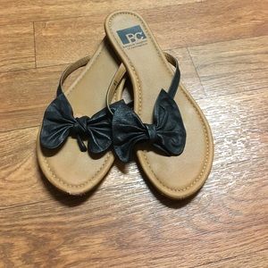 Women's Bow Flip Flops