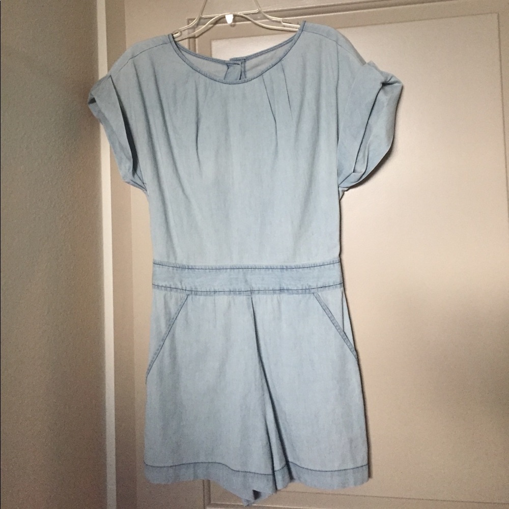 Chambray romper. BCBGeneration. Size 6.