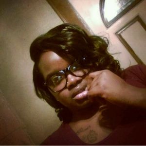 Meet your Posher, Ereona