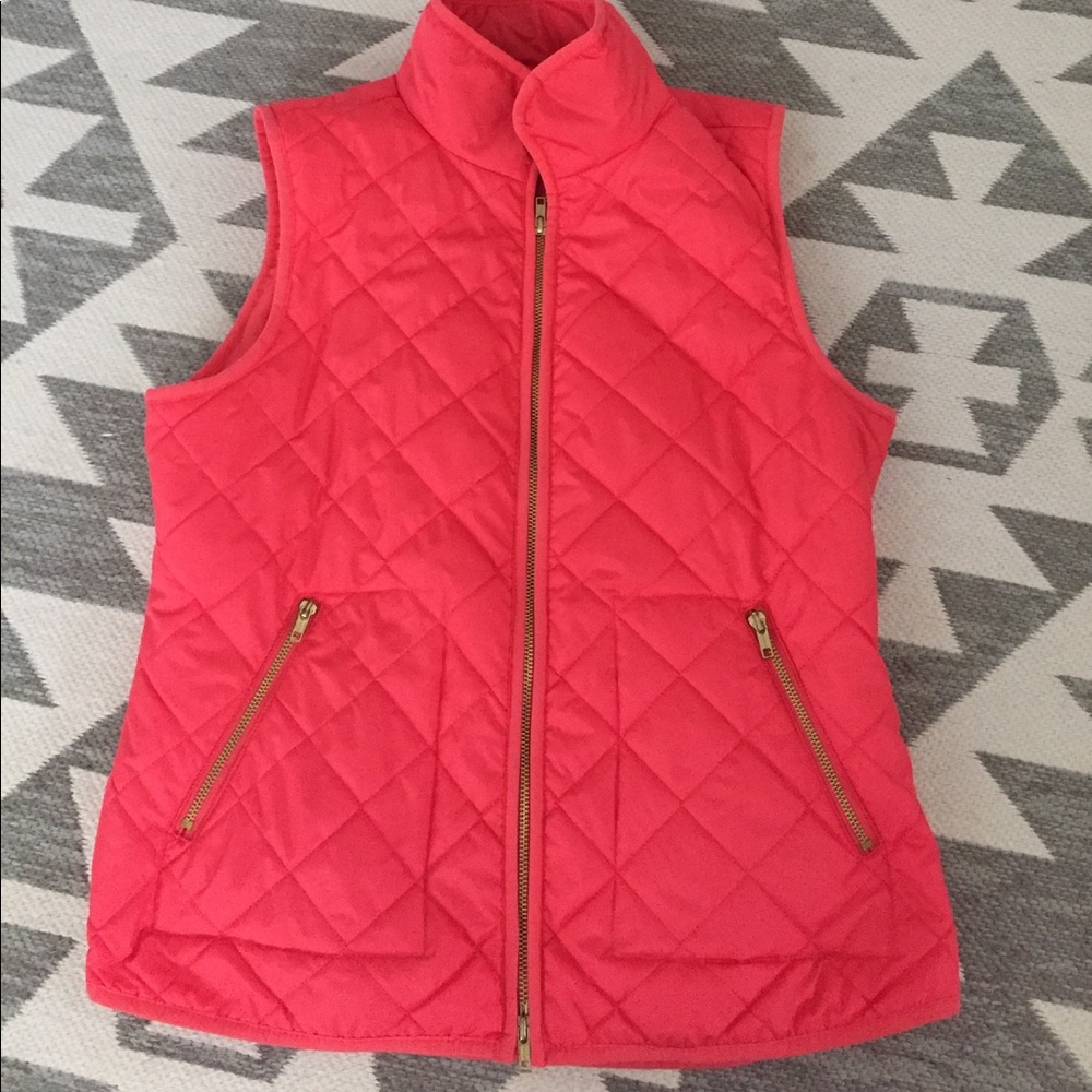 Coral quilted vest with gold accents