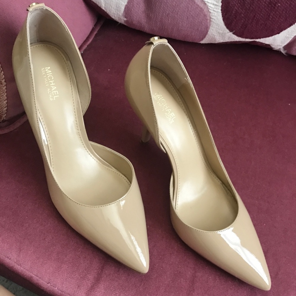 Michael Kors pumps