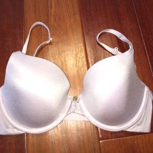 never worn- BETSEY JOHNSON BRA