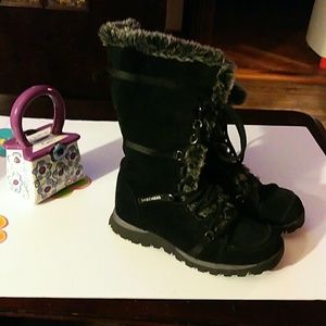 Sketchers-black suede boots