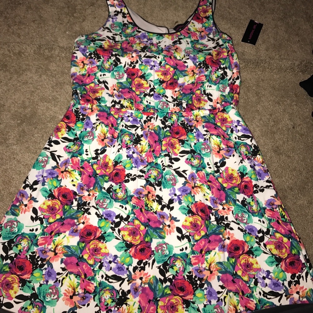 NEW WITH TAGS