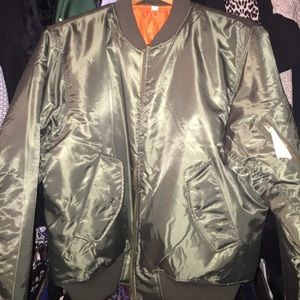 New w/o tags Bomber jacket unbranded army green