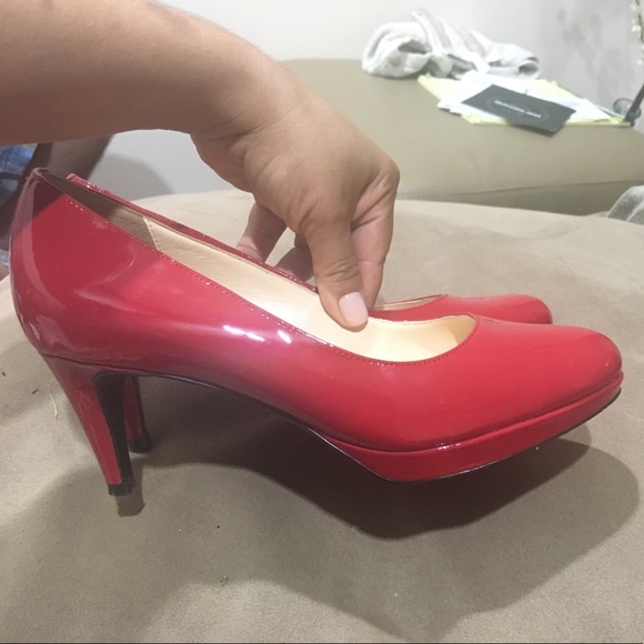 Shoes - Picture 4 of 6