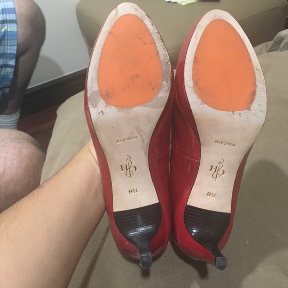 Shoes - Picture 5 of 6