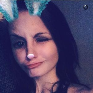 Meet your Posher, Kay