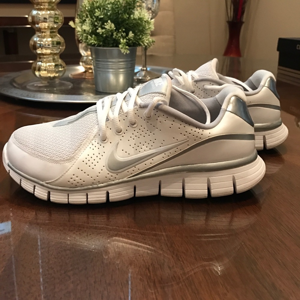 Nike Freewalk