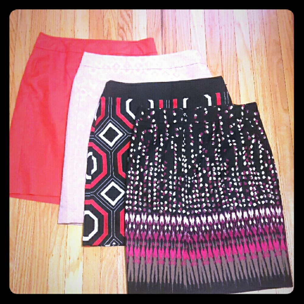 BEST DEAL...skirt bundle of assorted skirts 🌸🌼