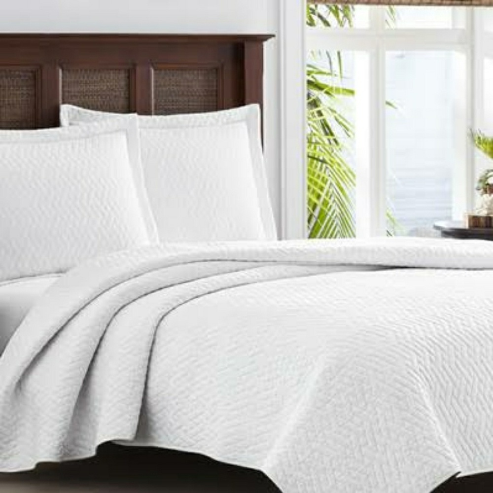 Tommy Bahama Twin Quilt Set
