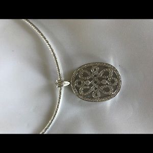 Meet your Posher, Annie