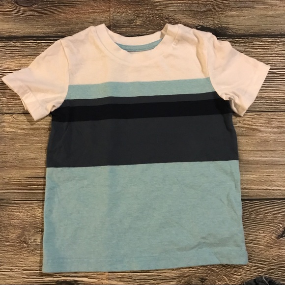 Boys 4T bundle.  Woven and shorts from Gap - Picture 4 of 7