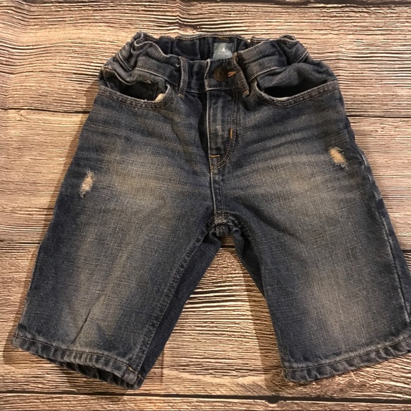 Boys 4T bundle.  Woven and shorts from Gap - Picture 6 of 7