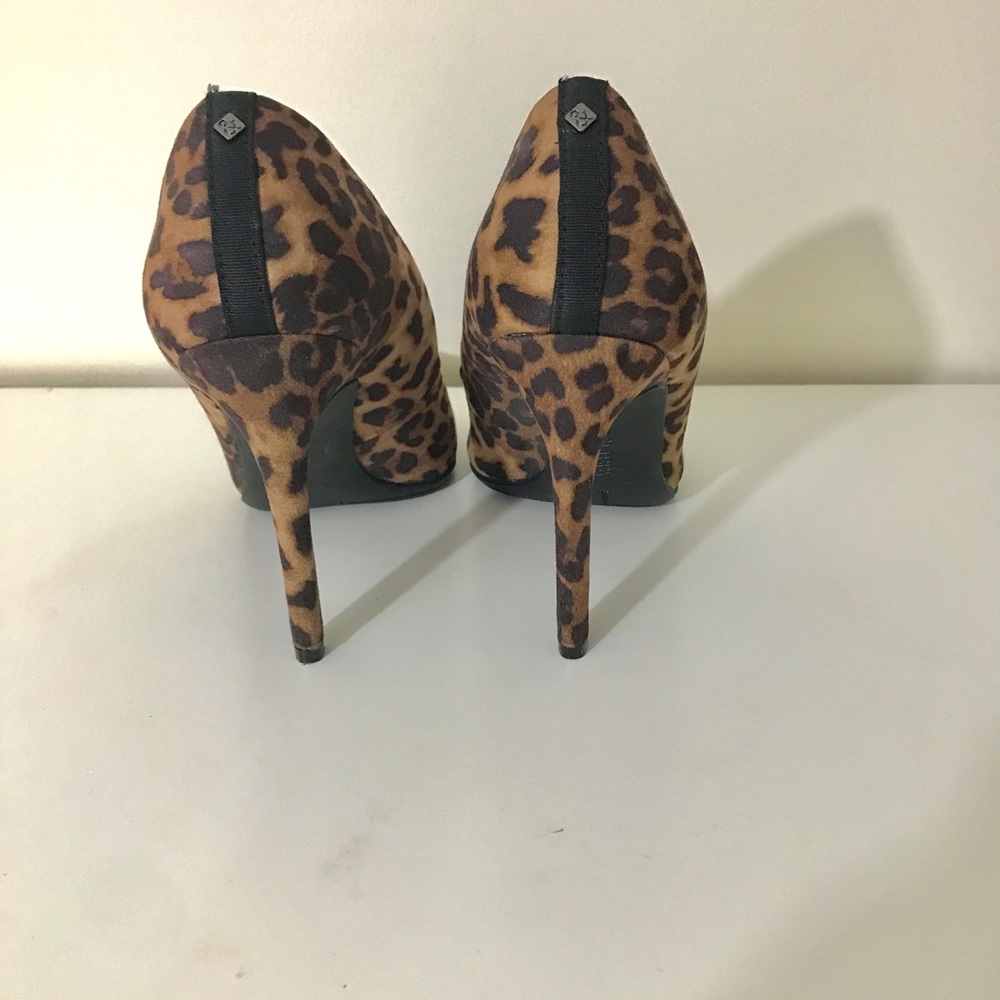 Leopard Print Heels - Picture 3 of 4