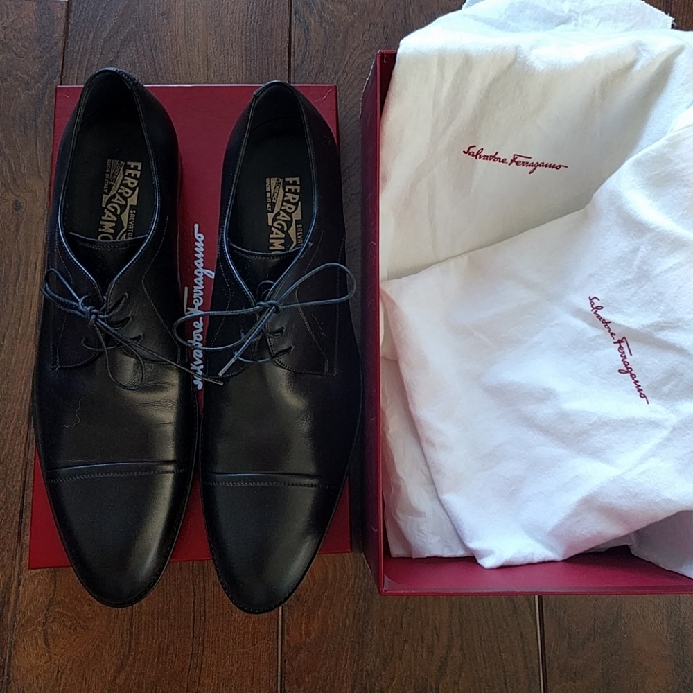 Ferragamo men's Pueblo Oxford shoes