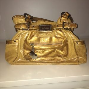 Kathy Van Zeeland Heroine belt shopper