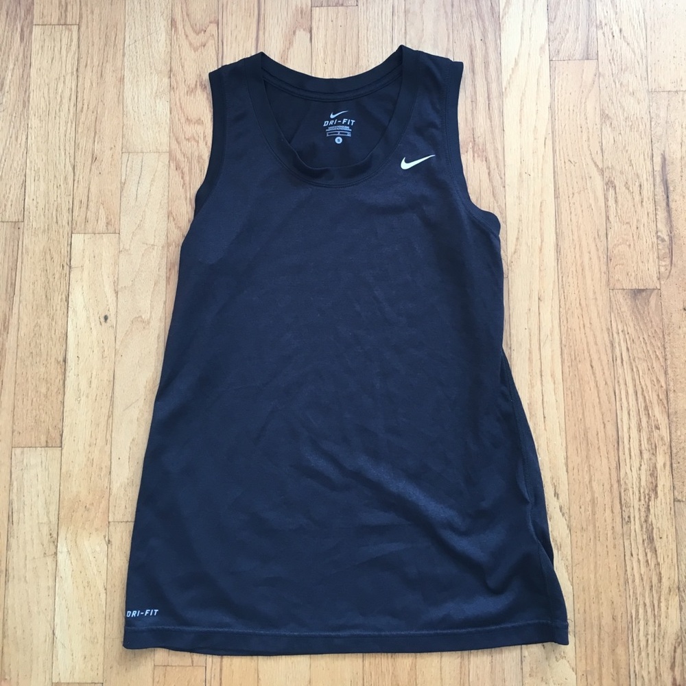 Nike tank