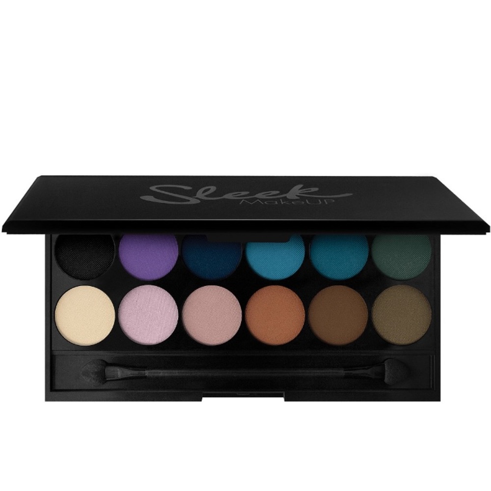 E10 eyeshadow palette