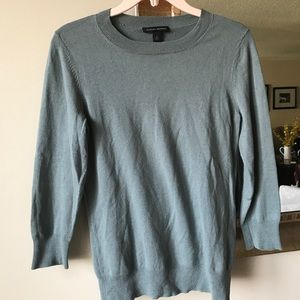 Banana Republic  Blue Gray 3/4 sleeve sweater