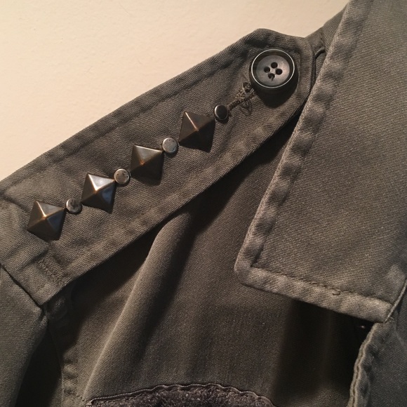 Common Threads Military style Utility Jacket - Picture 5 of 8