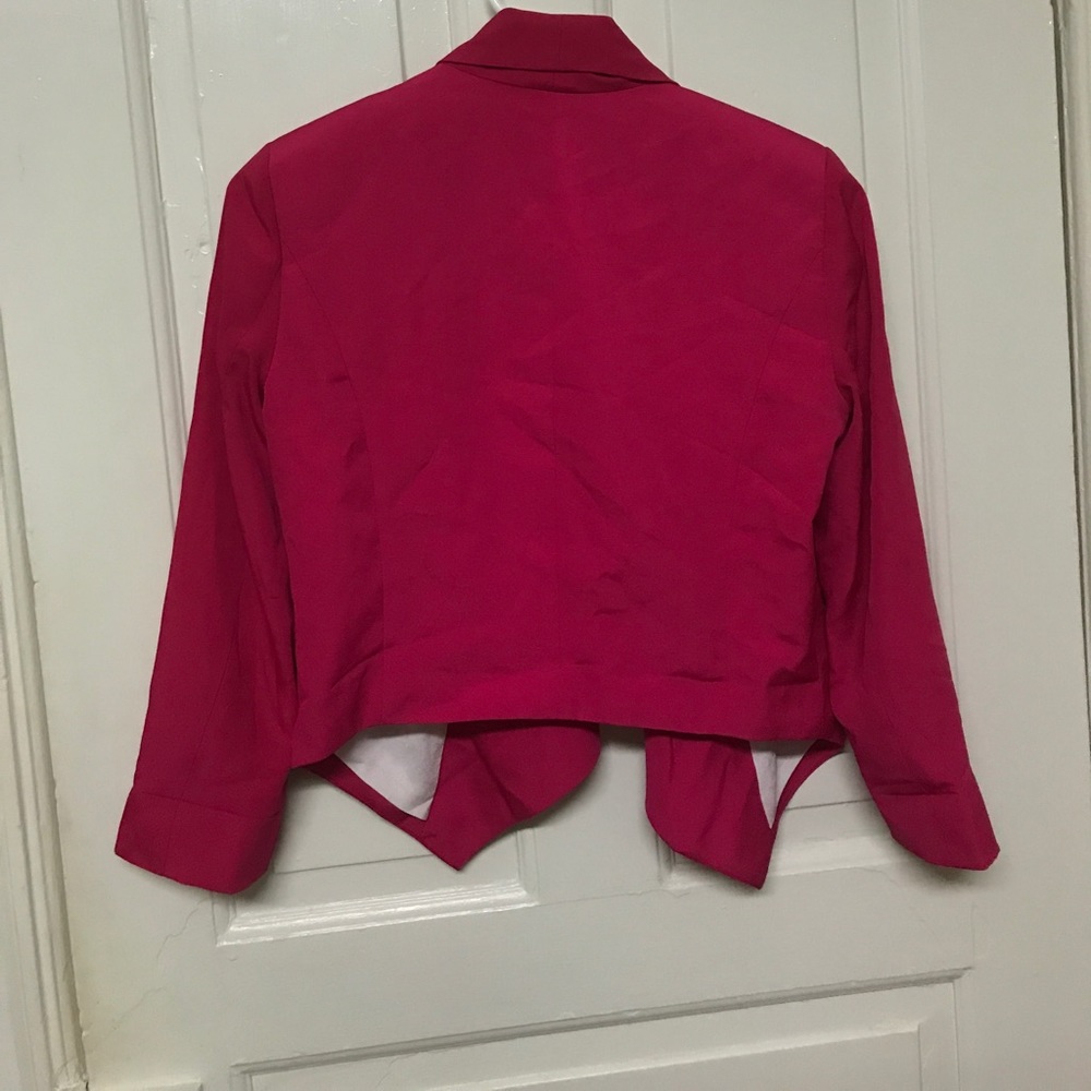 Blazer - Picture 3 of 3