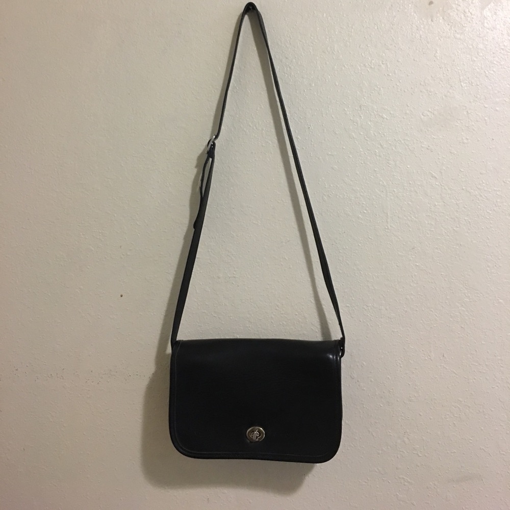 Body cross purse coach