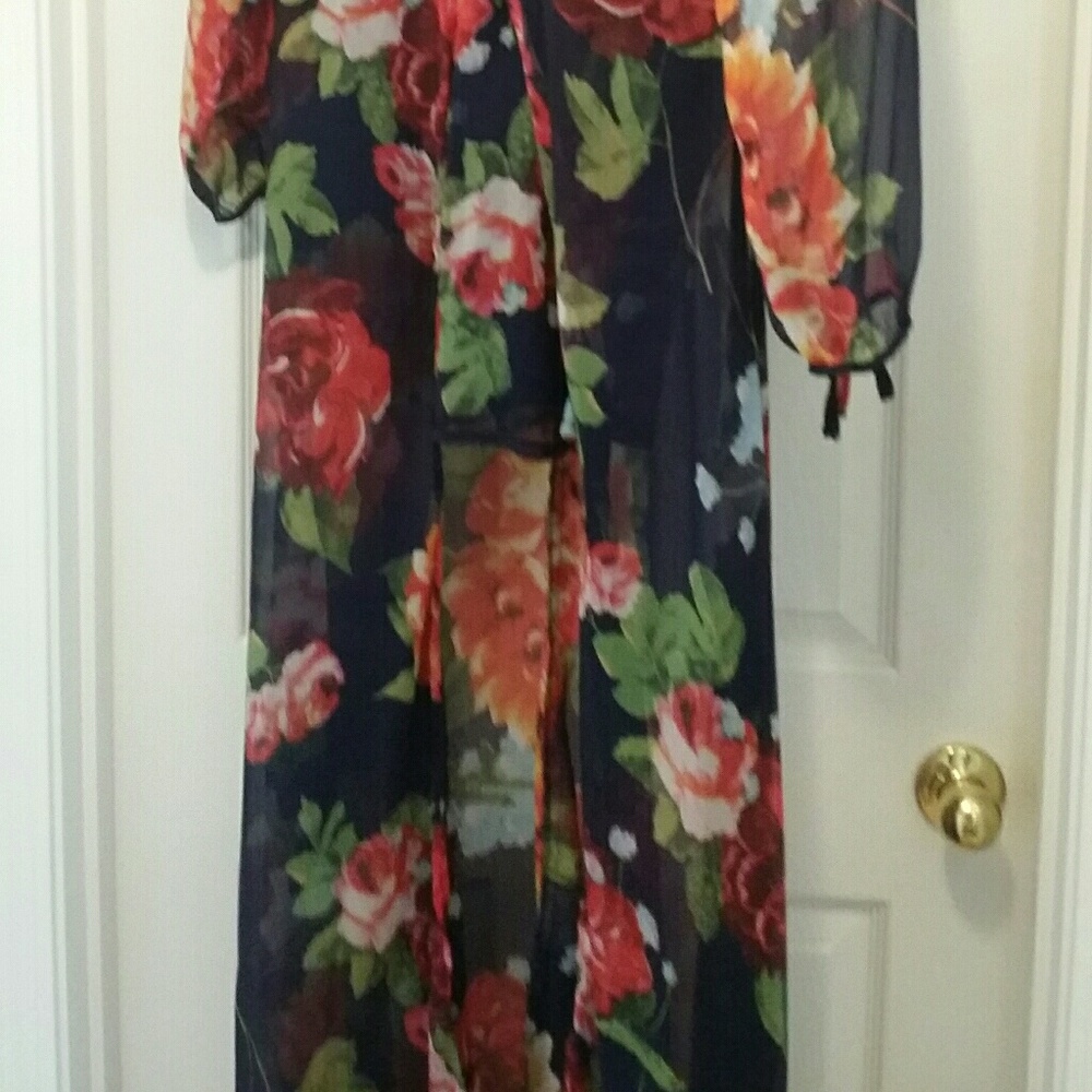 Romper - Picture 3 of 4