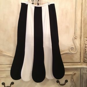 Victoria Beckham tulip skirt-size 2