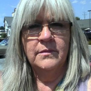 Meet your Posher, Deborah