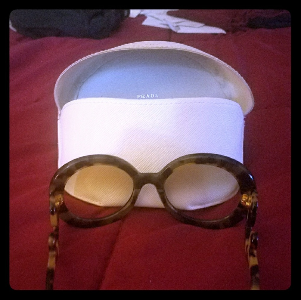 ❤️SOLD ON M❤️PRADA AUTHENTIC BAROQUE  SUNGLASSES