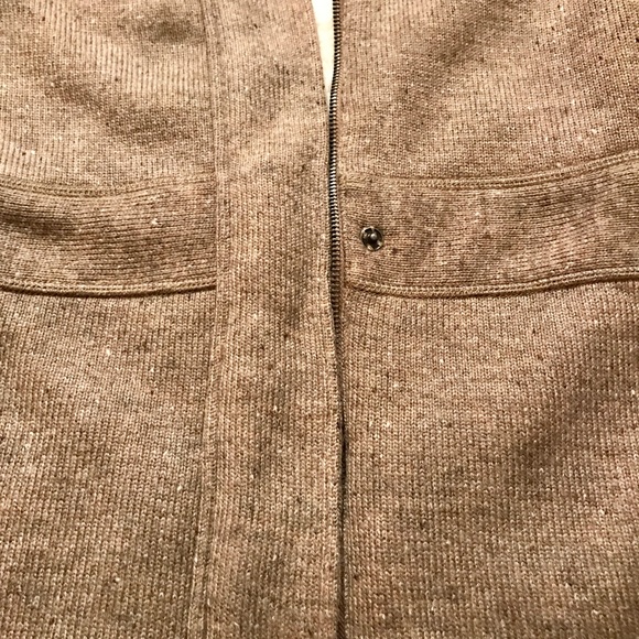 Brand New Bench Jacket w Tags! - Picture 7 of 7