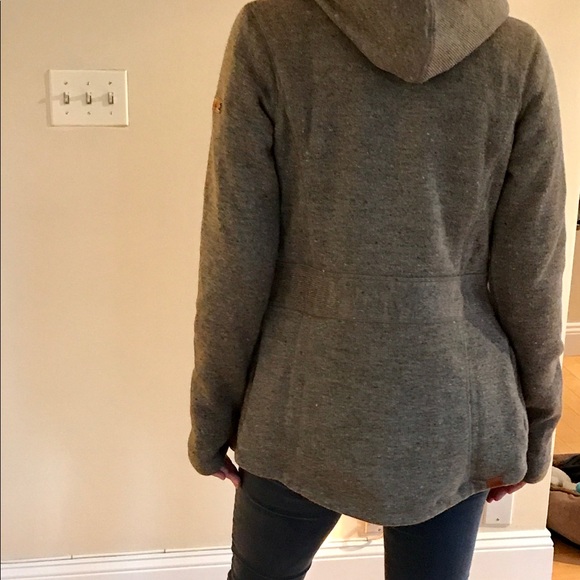 Brand New Bench Jacket w Tags! - Picture 4 of 7