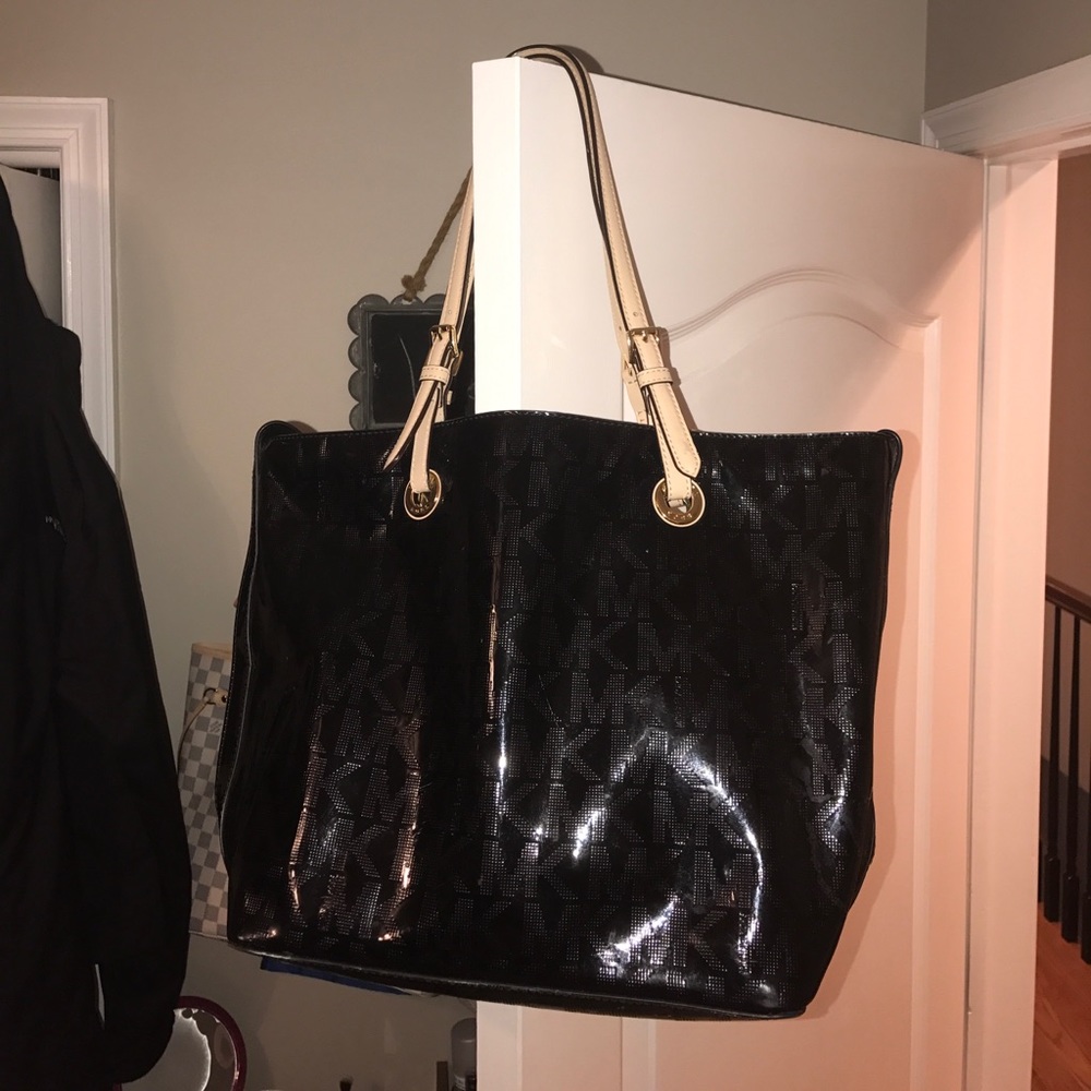 Mk medium tote
