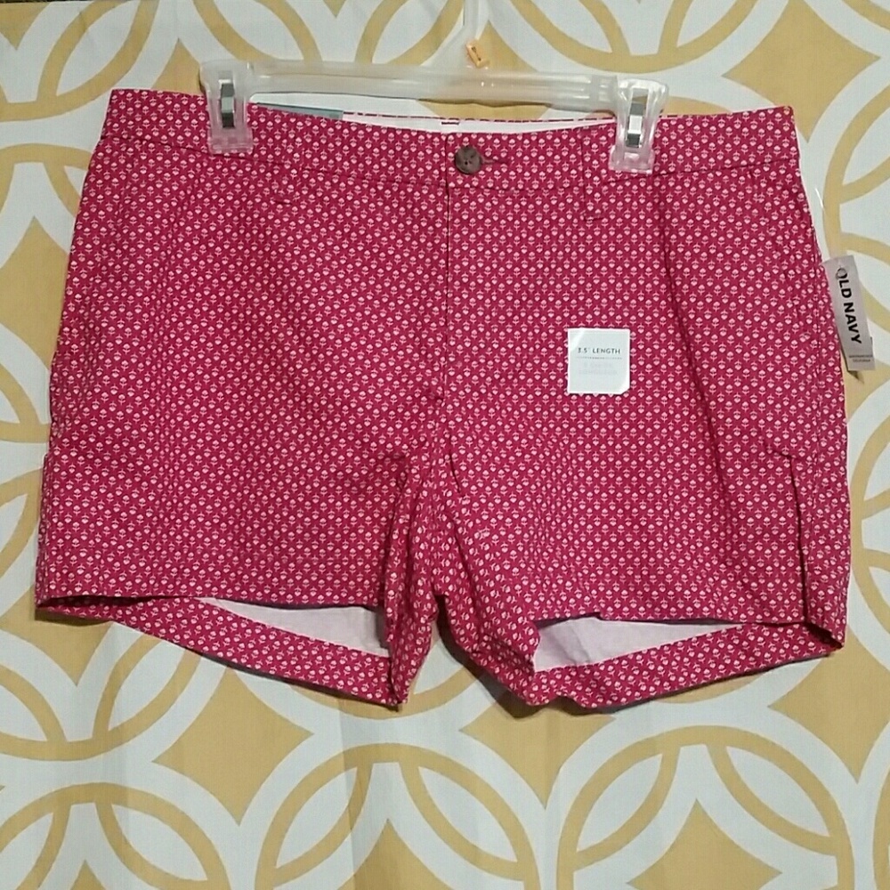 New w/ tags!!! Old Navy pink cotton shorts, size 8