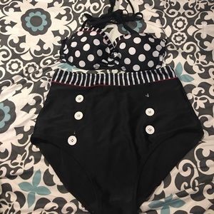 Black & White Polka Dotted Bikini 👙👙👙