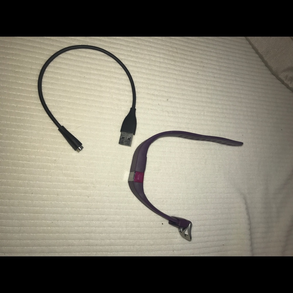Plum Fitbit Charge HR - Picture 2 of 2