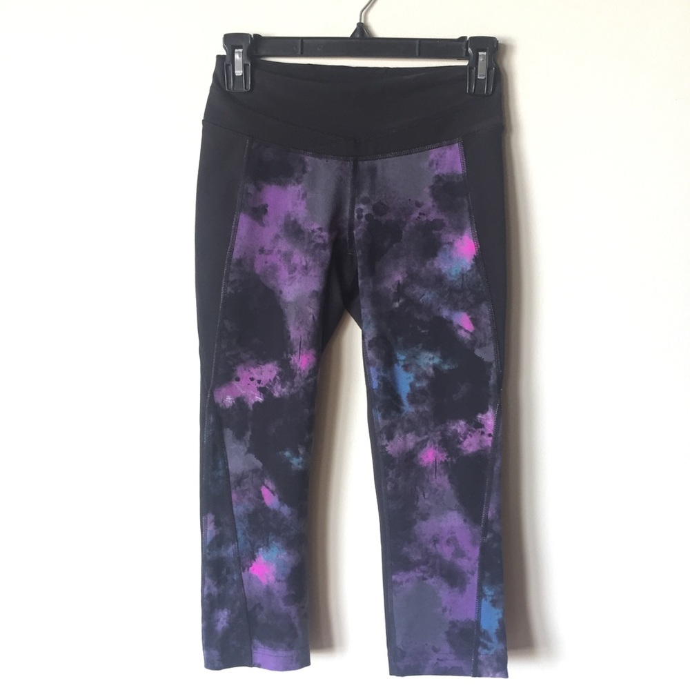 Lucy Athletic Crop yoga pants galaxy print XS