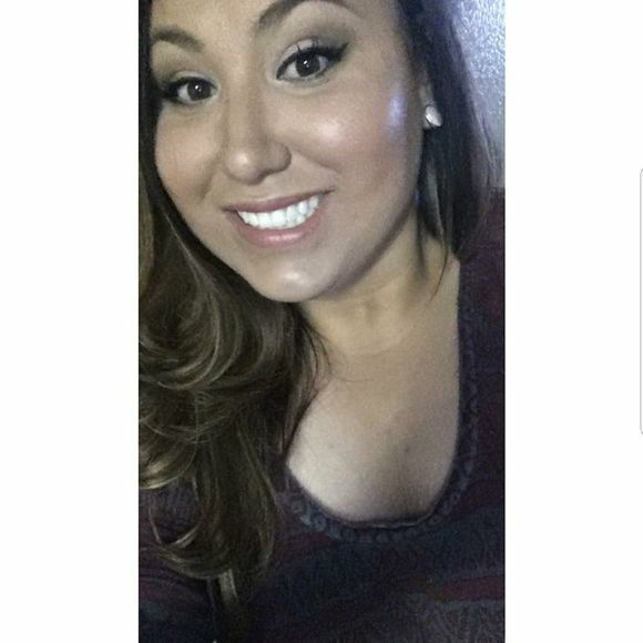 Meet your Posher, Alex - Picture 1 of 1