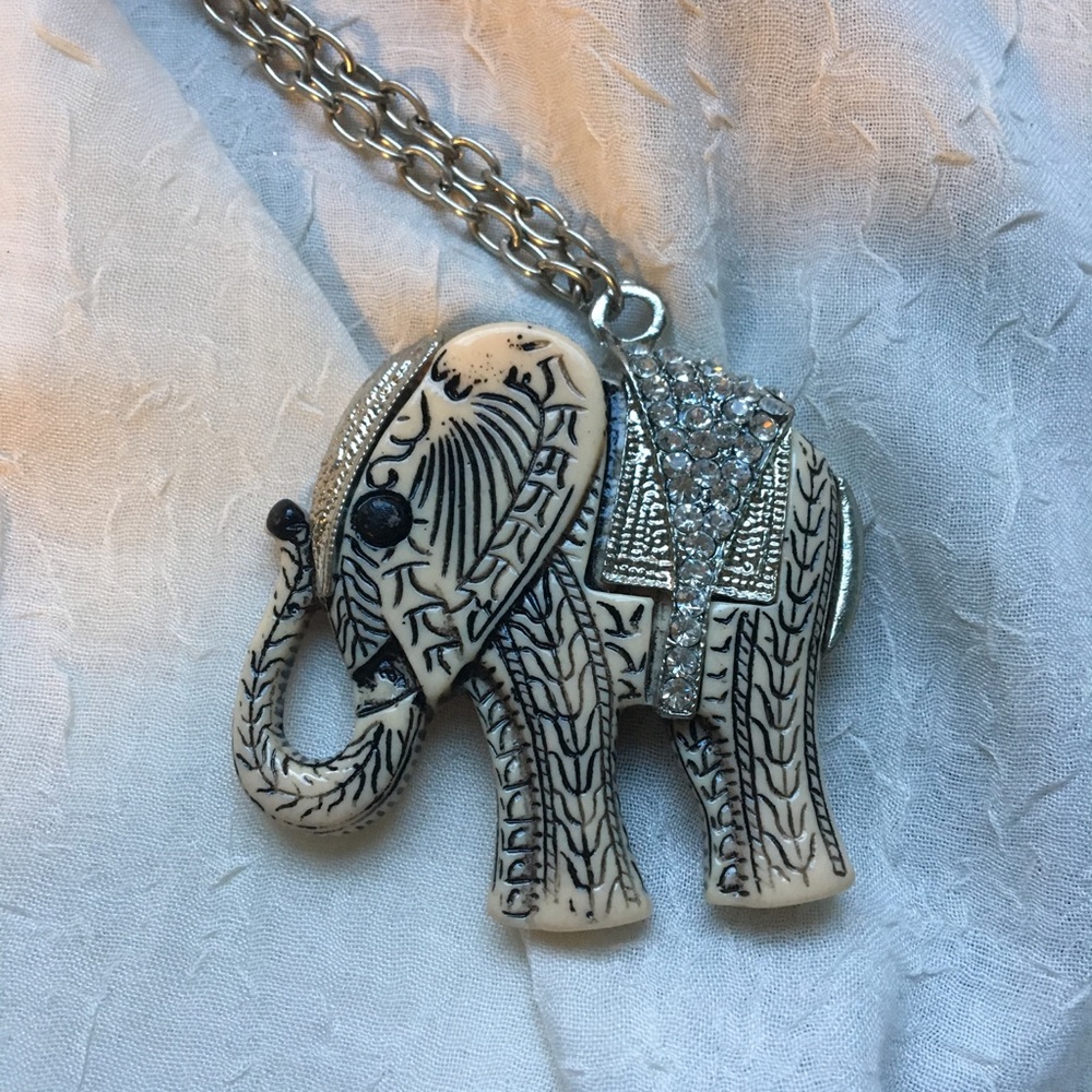 28" Elephant Necklace