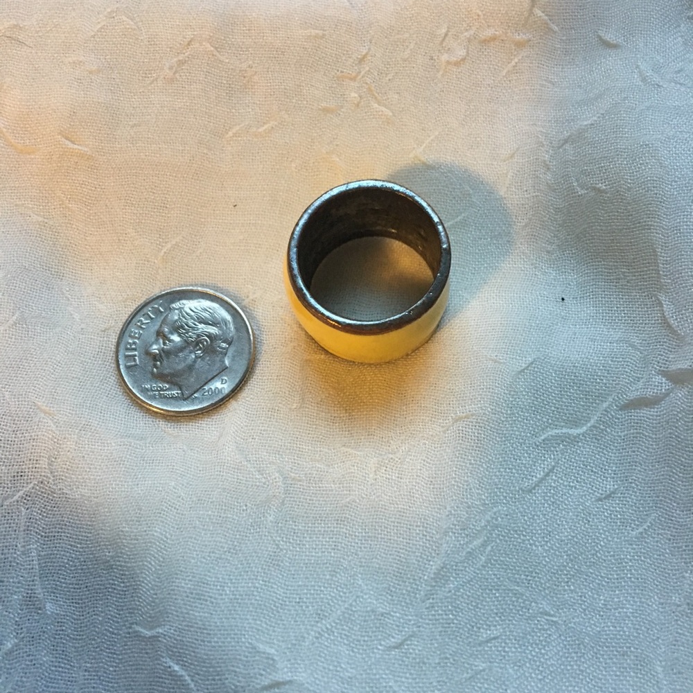 Yellow ring - Size 7