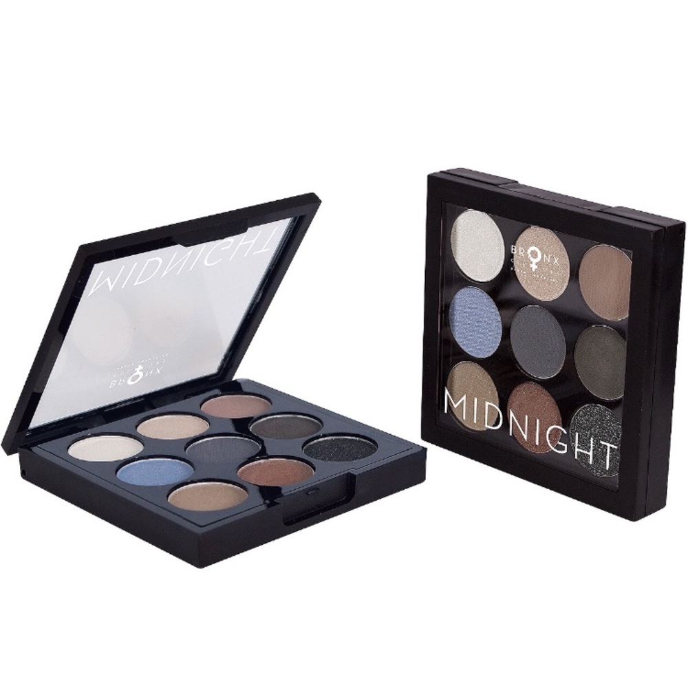 Midnight eyeshadow palette
