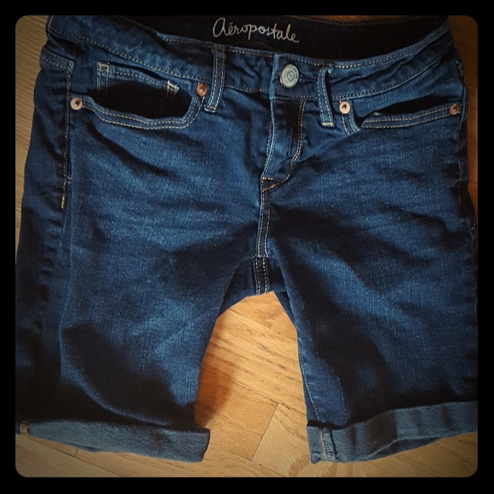 Aeropostale size 4 denim bermuda shorts EUC