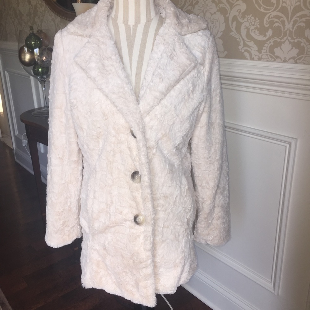 Tally-Ho Outerwear...Size S