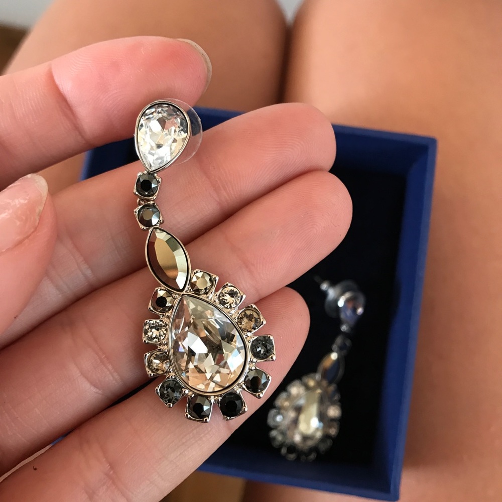 Swarovski crystal tear drop earring